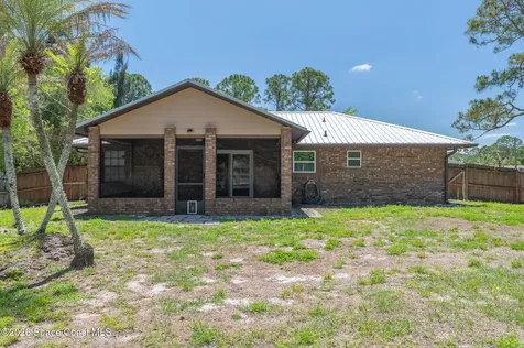 1631 Santonian Street SE Palm Bay FL 32909