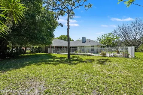 1755 Plantation Circle SE Palm Bay FL 32909