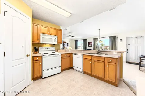 416 Lakeview Road Poinciana FL 34759