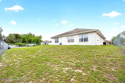 416 Lakeview Road Poinciana FL 34759