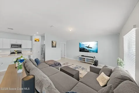 826 Dockside Drive SW Palm Bay FL 32908