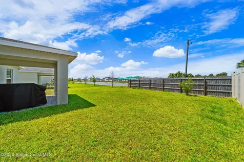 826 Dockside Drive SW Palm Bay FL 32908
