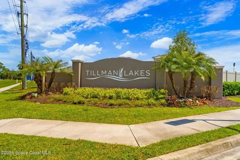 826 Dockside Drive SW Palm Bay FL 32908
