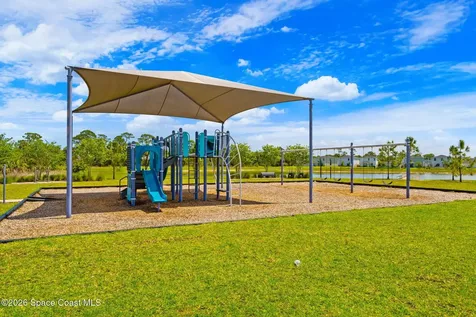826 Dockside Drive SW Palm Bay FL 32908