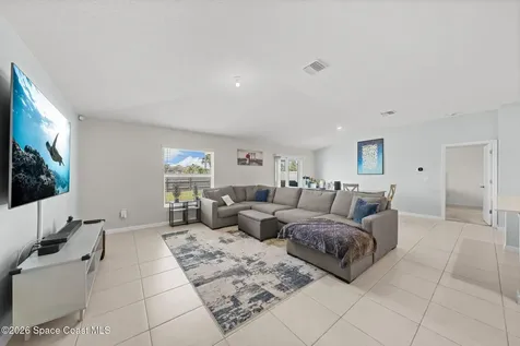 826 Dockside Drive SW Palm Bay FL 32908