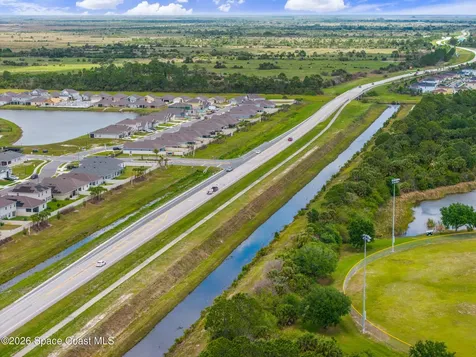 826 Dockside Drive SW Palm Bay FL 32908