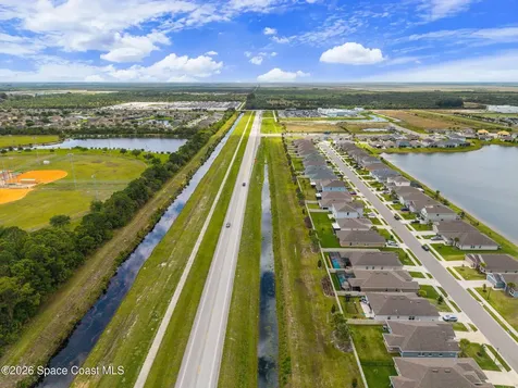 826 Dockside Drive SW Palm Bay FL 32908