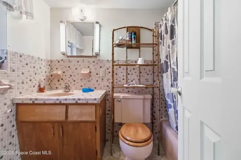 2530 Pine Avenue Mims FL 32754