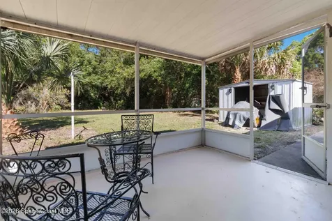 2530 Pine Avenue Mims FL 32754