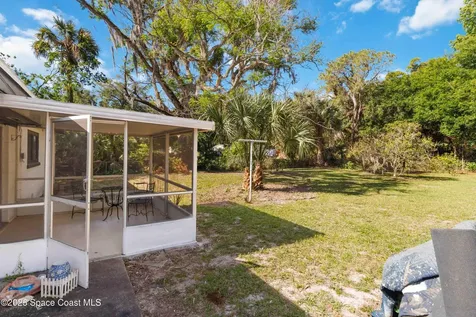 2530 Pine Avenue Mims FL 32754