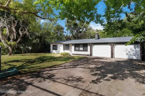 2530 Pine Avenue Mims FL 32754