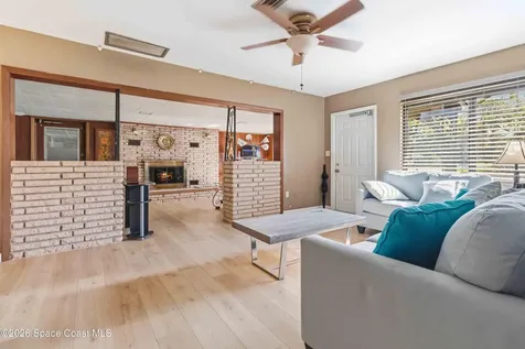 2530 Pine Avenue Mims FL 32754