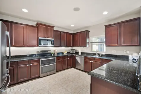 792 Dillard Drive SE Palm Bay FL 32909