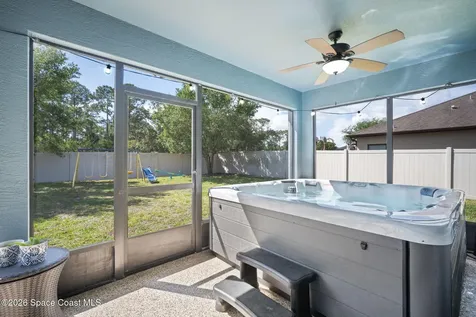 792 Dillard Drive SE Palm Bay FL 32909