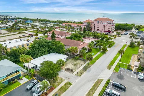 136 Marion Lane Cocoa Beach FL 32931