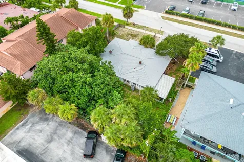 136 Marion Lane Cocoa Beach FL 32931