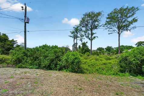 1471 Palau Street SE Palm Bay FL 32909
