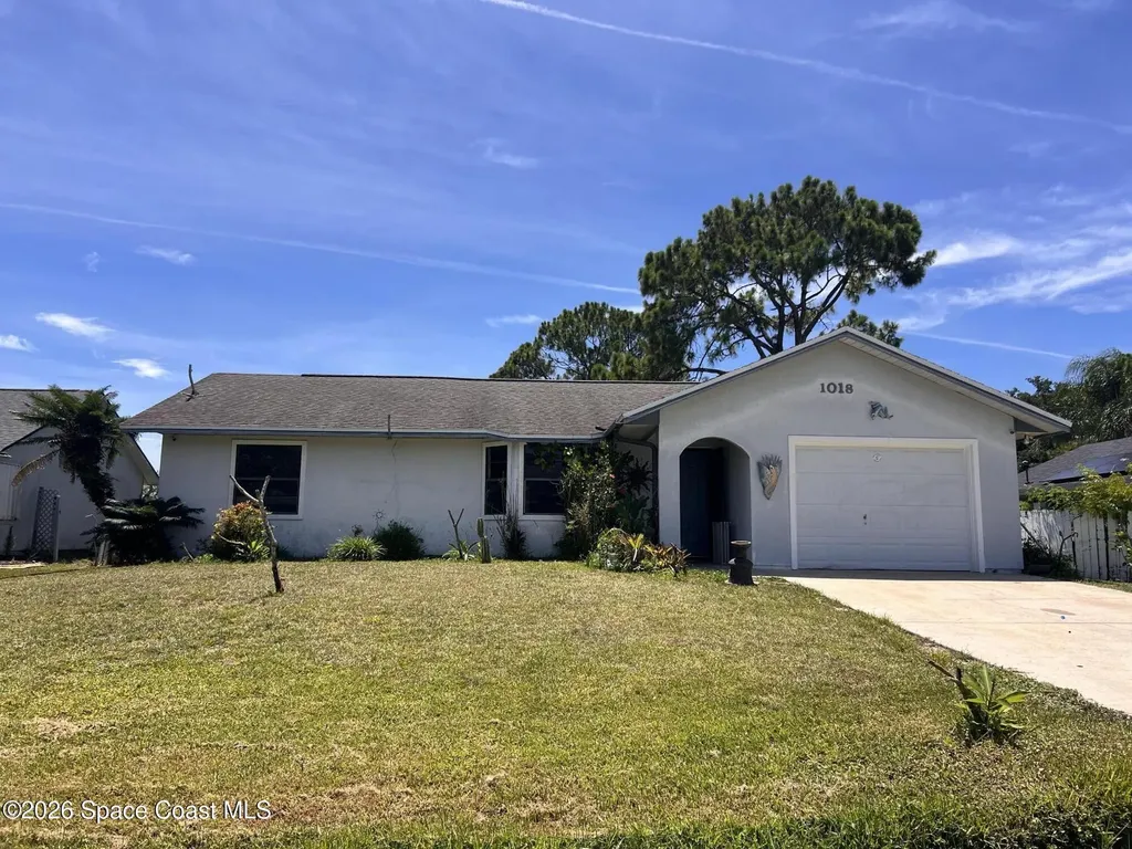 1018 Big Horn Circle NW Palm Bay FL 32907