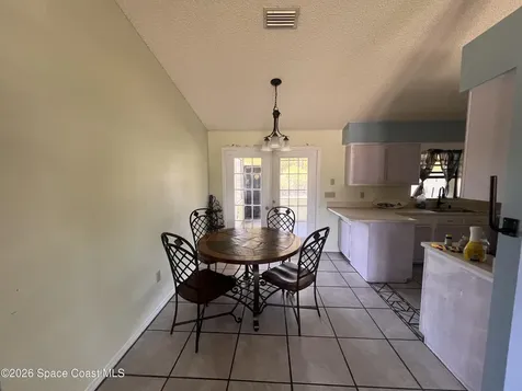 1018 Big Horn Circle NW Palm Bay FL 32907
