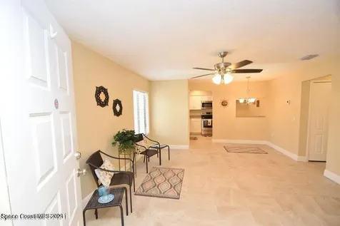 670 Cedar Side Circle NE Palm Bay FL 32905