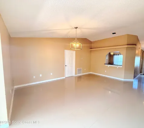 2075 4th Avenue SW Vero Beach FL 32962