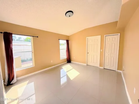 2075 4th Avenue SW Vero Beach FL 32962