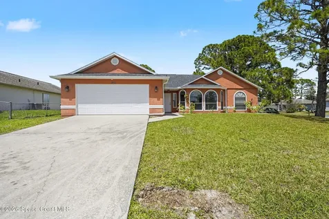 1801 Bashaw Street NW Palm Bay FL 32907