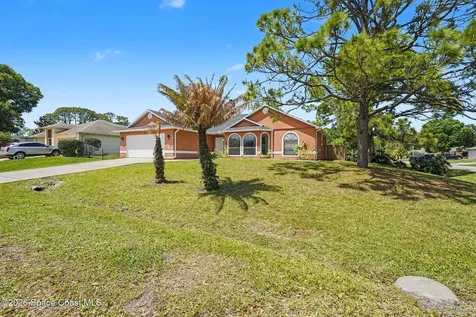 1801 Bashaw Street NW Palm Bay FL 32907
