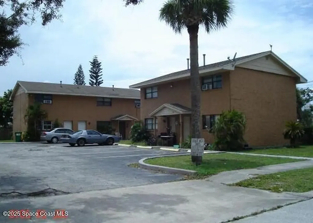 28 Elton Street Melbourne FL 32935