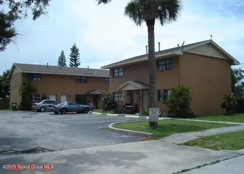 28 Elton Street Melbourne FL 32935