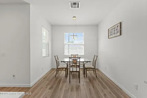 790 Haryestor Avenue SW Palm Bay FL 32908