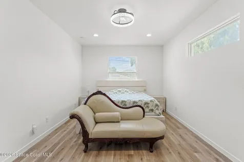 790 Haryestor Avenue SW Palm Bay FL 32908