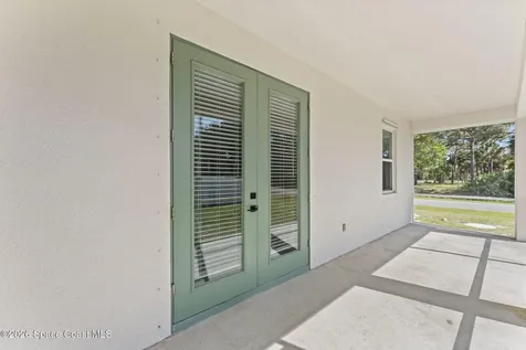 790 Haryestor Avenue SW Palm Bay FL 32908