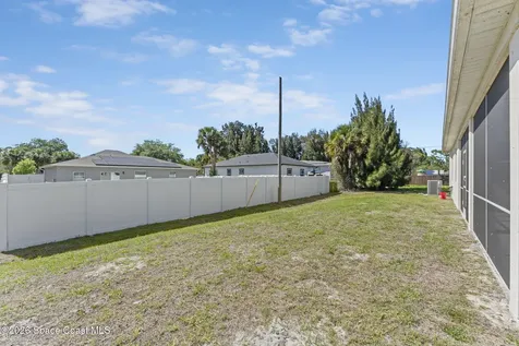 790 Haryestor Avenue SW Palm Bay FL 32908