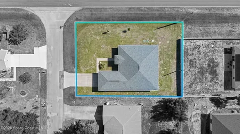 790 Haryestor Avenue SW Palm Bay FL 32908