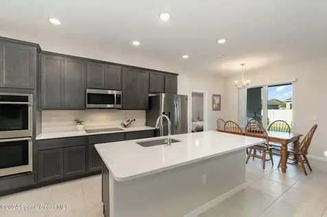 4832 Shannock Avenue Merritt Island FL 32953