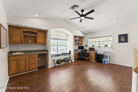 390 Nora Avenue Merritt Island FL 32952