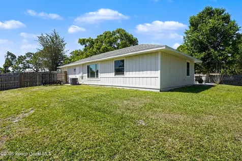 2169 Wagonwheel Avenue SE Palm Bay FL 32909