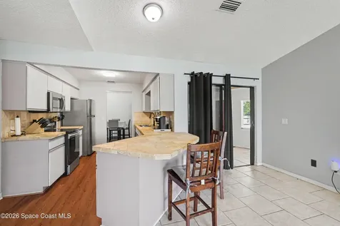 2169 Wagonwheel Avenue SE Palm Bay FL 32909