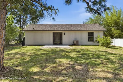 1124 Wyoming Drive SE Palm Bay FL 32909