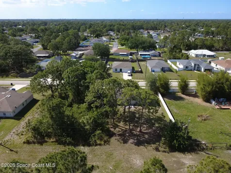 1124 Wyoming Drive SE Palm Bay FL 32909