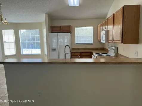 911 Le Baron Street SW Palm Bay FL 32908