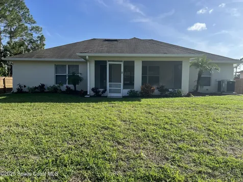 911 Le Baron Street SW Palm Bay FL 32908