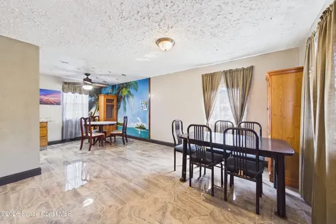 8415 59th Avenue Vero Beach FL 32967