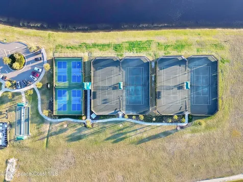2509 Millennium Circle Melbourne FL 32940