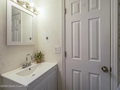 680 Mulberry Street Sebastian FL 32958