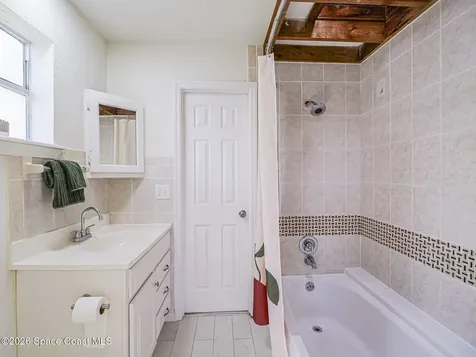 680 Mulberry Street Sebastian FL 32958