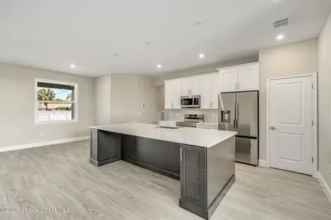 680 Londonderry Circle SE Palm Bay FL 32909