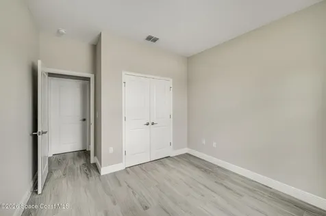 680 Londonderry Circle SE Palm Bay FL 32909