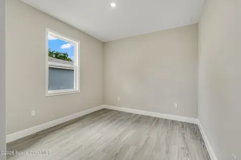 680 Londonderry Circle SE Palm Bay FL 32909